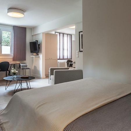 Unique Semi-Basement Stay At The Foot Of The Acropolis Atena Exterior foto