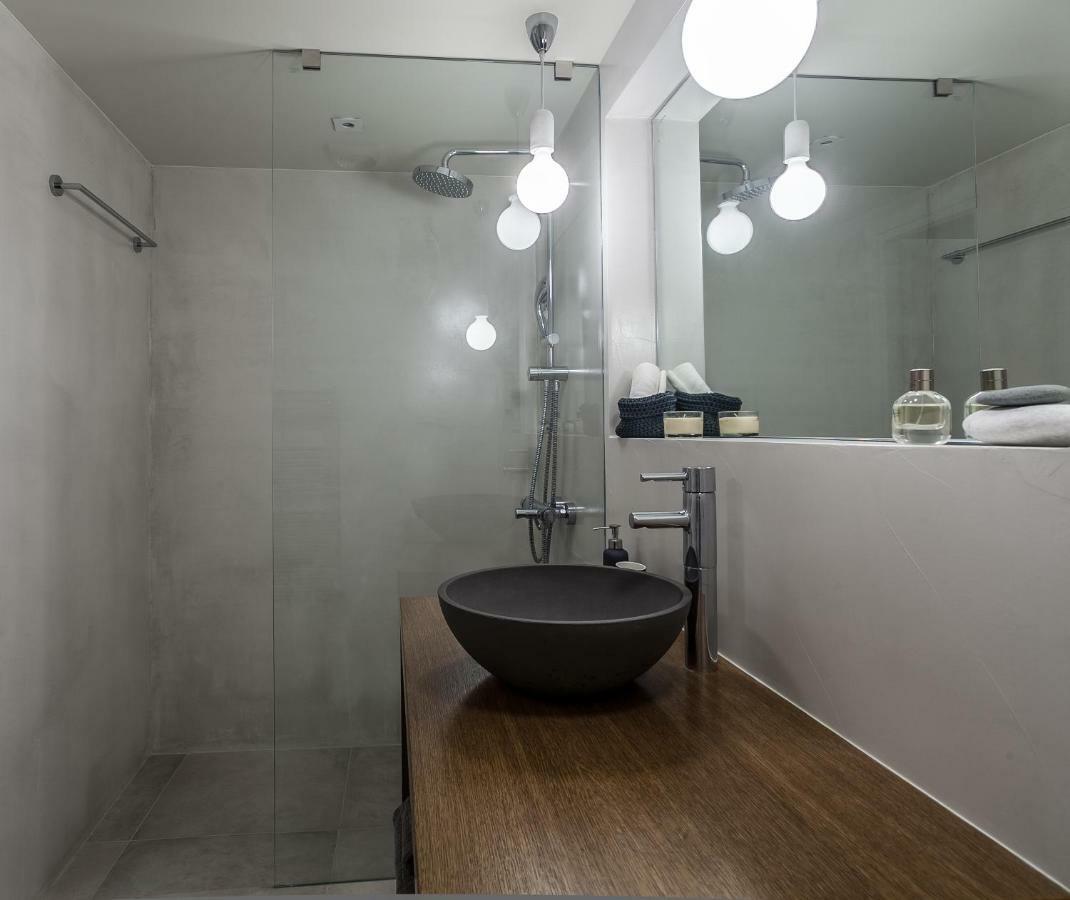 Unique Semi-Basement Stay At The Foot Of The Acropolis Atena Exterior foto