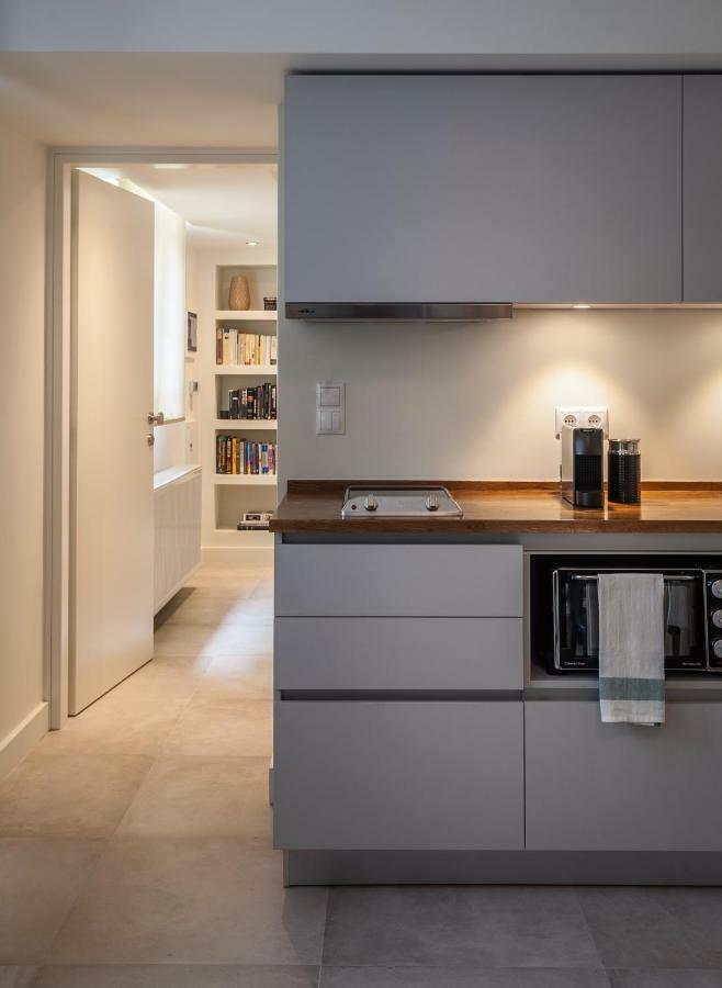 Unique Semi-Basement Stay At The Foot Of The Acropolis Atena Exterior foto