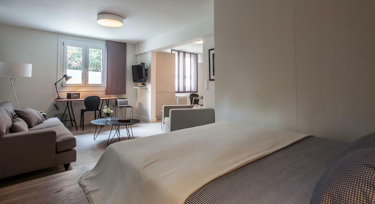 Unique Semi-Basement Stay At The Foot Of The Acropolis Atena Exterior foto