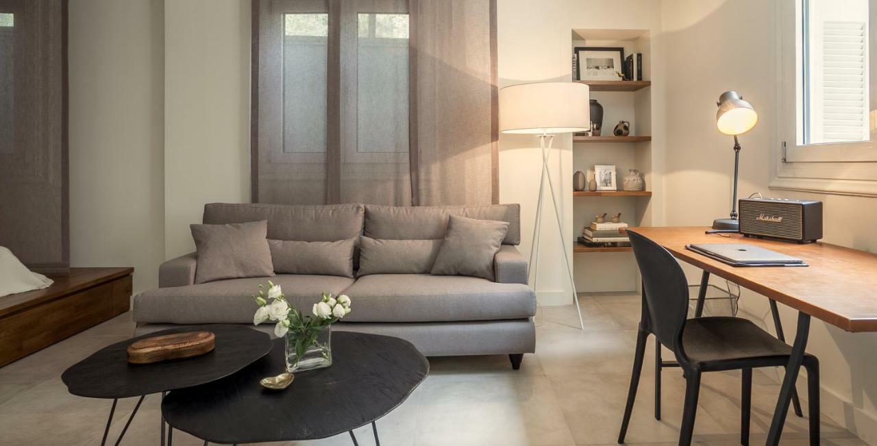 Unique Semi-Basement Stay At The Foot Of The Acropolis Atena Exterior foto