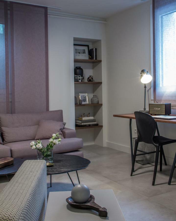 Unique Semi-Basement Stay At The Foot Of The Acropolis Atena Exterior foto